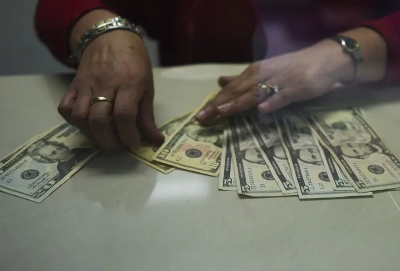 Este es el precio del dólar hoy en México. Este es el precio del dólar hoy en México.