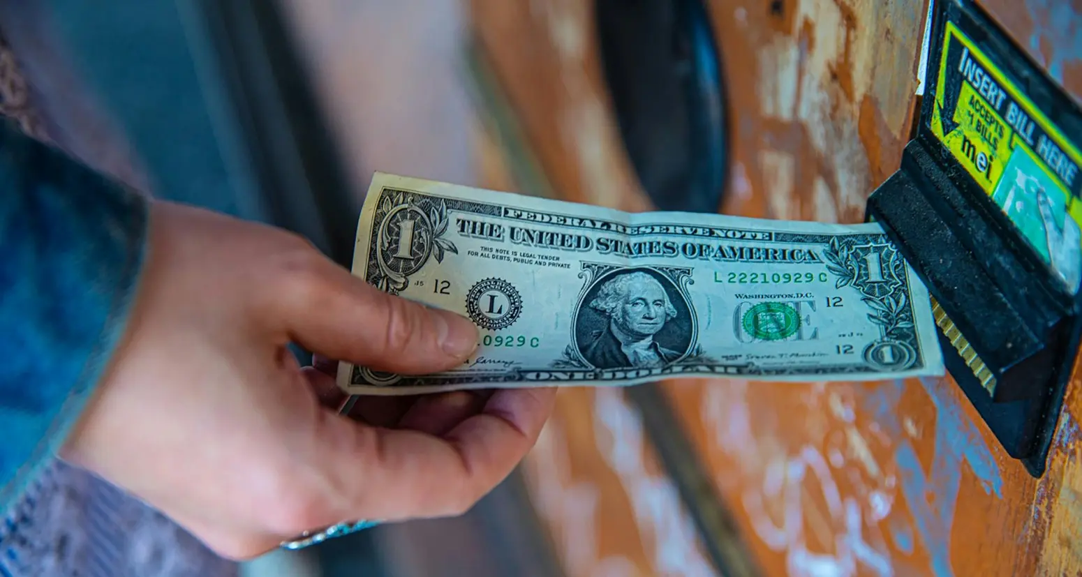 El comportamiento del tipo de cambio sigue determinado por factores clave como las tasas de interés, la inflación, el crecimiento económico, la estabilidad política y el flujo de remesas. Especial.