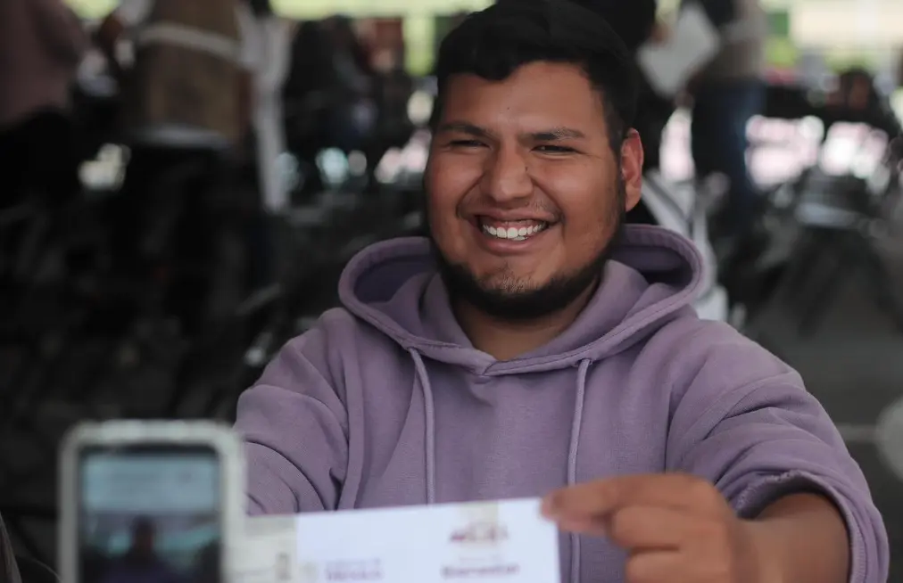 Este mes, seis programas del Bienestar abrirán registro, entre ellos becas educativas y ayudas de vivienda. Facebook.