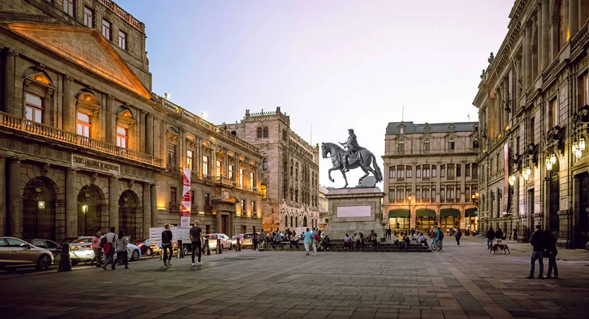 El encuentro se llevará a cabo del 15 al 19 de octubre en la Plaza Manuel Tolsá, ubicada en la calle de Tacuba frente al Museo Nacional de Arte. MUNAL.