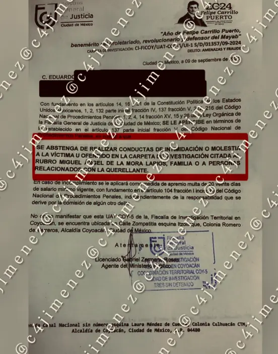 De la Mora presentó una denuncia en 2024 en la Fiscalía de la Ciudad de México contra un sujeto identificado como Eduardo E. X.