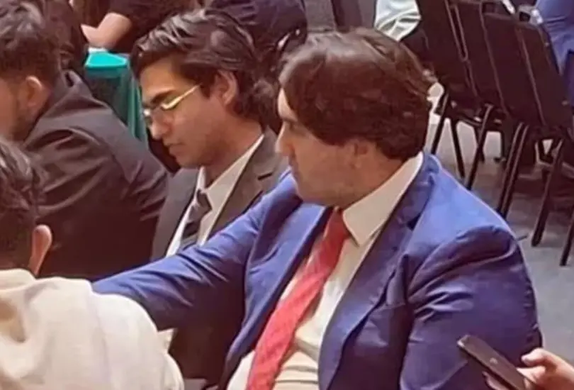 Jes&uacute;s Ernesto fue visto en un evento organizado por el Senado de la Rep&uacute;blica.