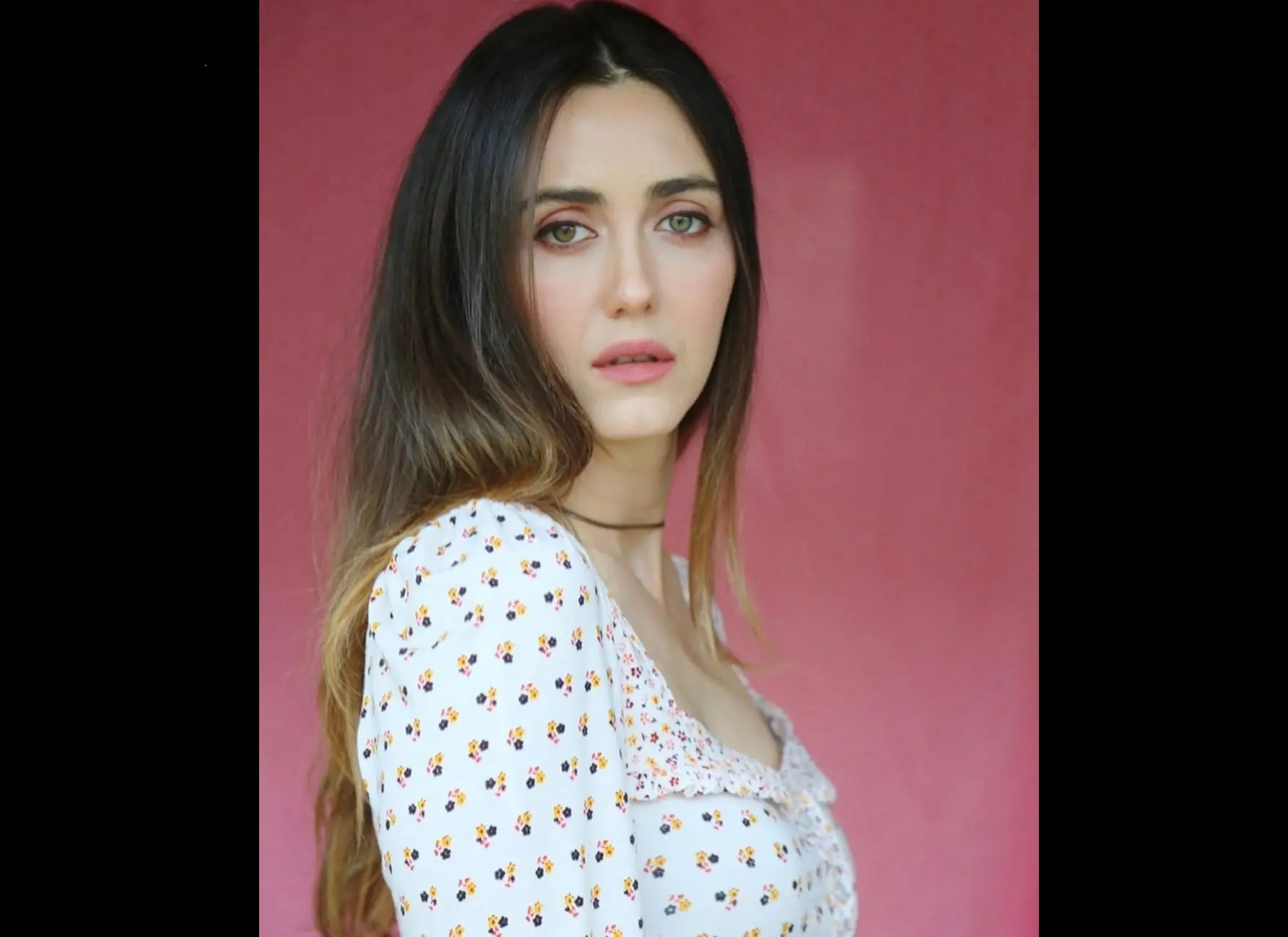 Zima tiene dos hermanas menores, Vanessa e Yvonne, quienes también se han dedicado a la actuación.