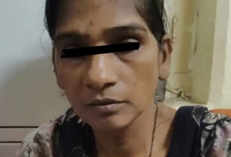 El menor fallecido fue identificado como Chinmay Ghumde, quien habría pedido a su madre que le preparara pollo durante la tarde del domingo. El menor fallecido fue identificado como Chinmay Ghumde, quien habría pedido a su madre que le preparara pollo durante la tarde del domingo.