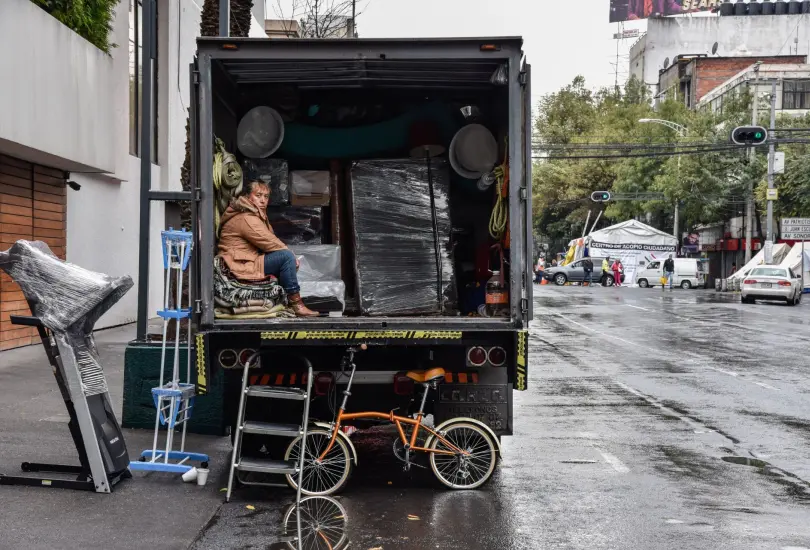 Habitantes de la CDMX tuvieron que dejarla. Habitantes de la CDMX tuvieron que dejarla.