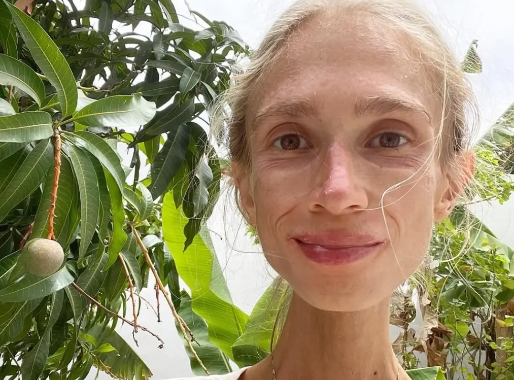 Karolina viajó a Bali con la intención de convivir con personas que compartieran su estilo de vida naturalista. Instagram.