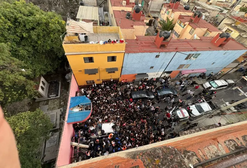 De acuerdo con la mandataria, los lugares intervenidos funcionaban como discotecas improvisadas. De acuerdo con la mandataria, los lugares intervenidos funcionaban como discotecas improvisadas.