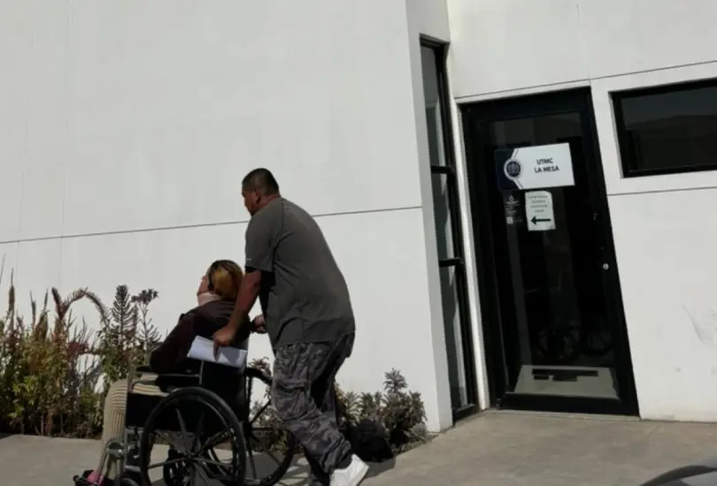 Colapsa estructura de circo y deja a mujer en silla de ruedas Colapsa estructura de circo y deja a mujer en silla de ruedas