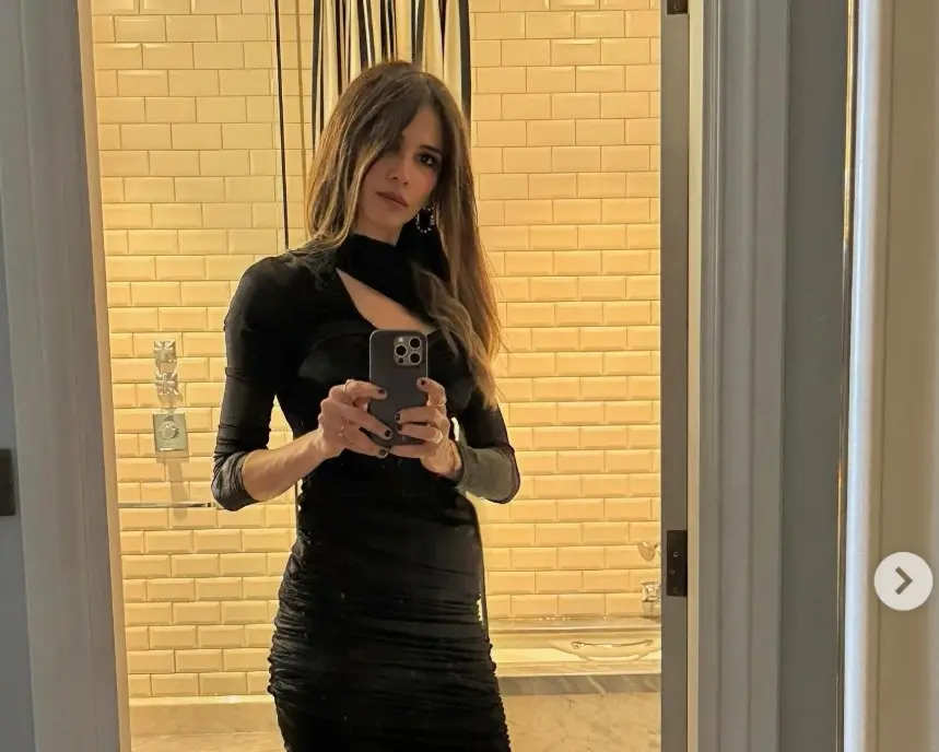 Ahora tiene 56 años. Ha trabajado en series como 'Los hombres de Paco' y 'Veneno'.