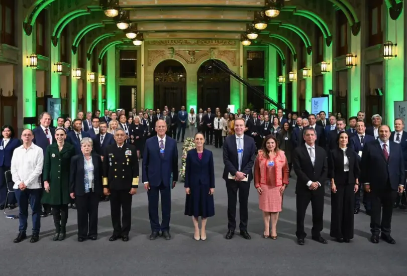 Sheinbaum presenta Plan México a empresario del Foro Económico Mundial Sheinbaum presenta Plan México a empresario del Foro Económico Mundial