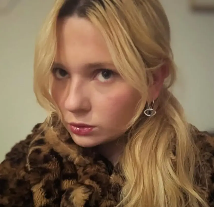 Participó en dos entregas de la exitosa saga 'Zombieland'.