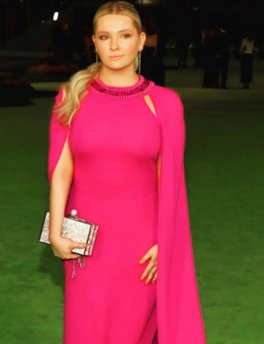 Fue a los 9 años cuando logró reconocimiento internacional con su protagónico en 'Pequeña Miss Sunshine', lo que la convirtió en la cuarta actriz más joven nominada al Óscar.