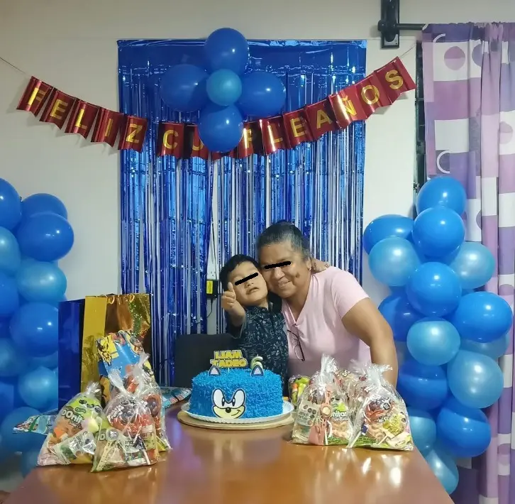 El cuerpo de la abuela fue localizado a unos 500 metros de la casa, entre raíces y piedras. Facebook.