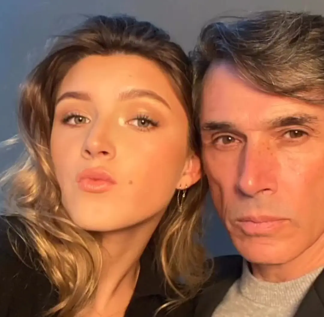 Sergio tiene una media hermana llamada Antonia Mayer Camil, quien también ha incursionado como actriz y modelo.