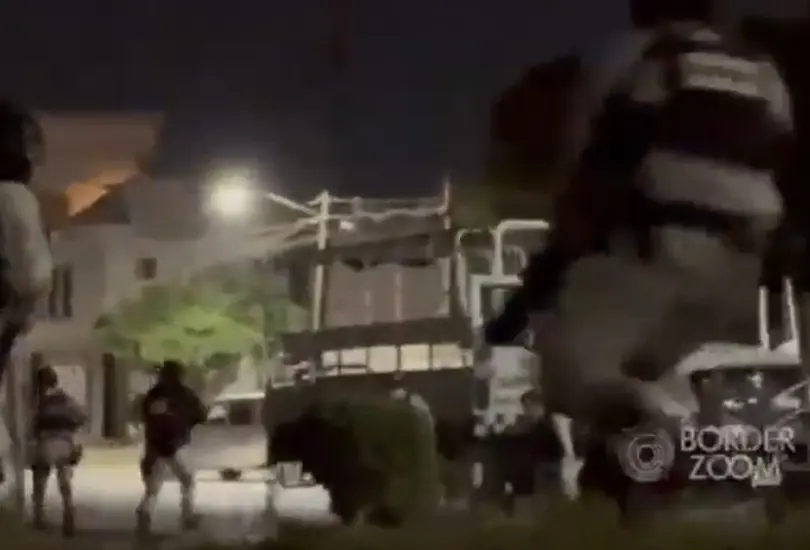 En redes sociales se ha viralizado el momento del ataque. En redes sociales se ha viralizado el momento del ataque.