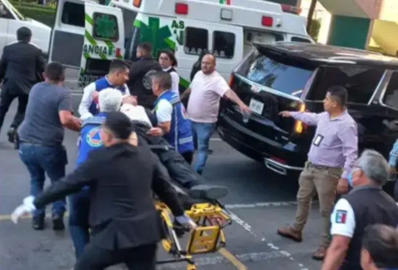 A pesar de que ambos contaban con permiso de portaci&oacute;n de armas, indicaron que no accionaron sus armas de cargo porque el ataque ocurri&oacute; de manera repentina y sin tiempo para reaccionar.