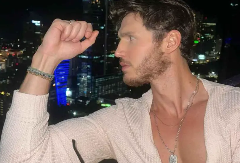 El cantante argentino grabó y difundió por unos pocos minutos el material registrado con su teléfono, luego lo eliminó. El cantante argentino grabó y difundió por unos pocos minutos el material registrado con su teléfono, luego lo eliminó.