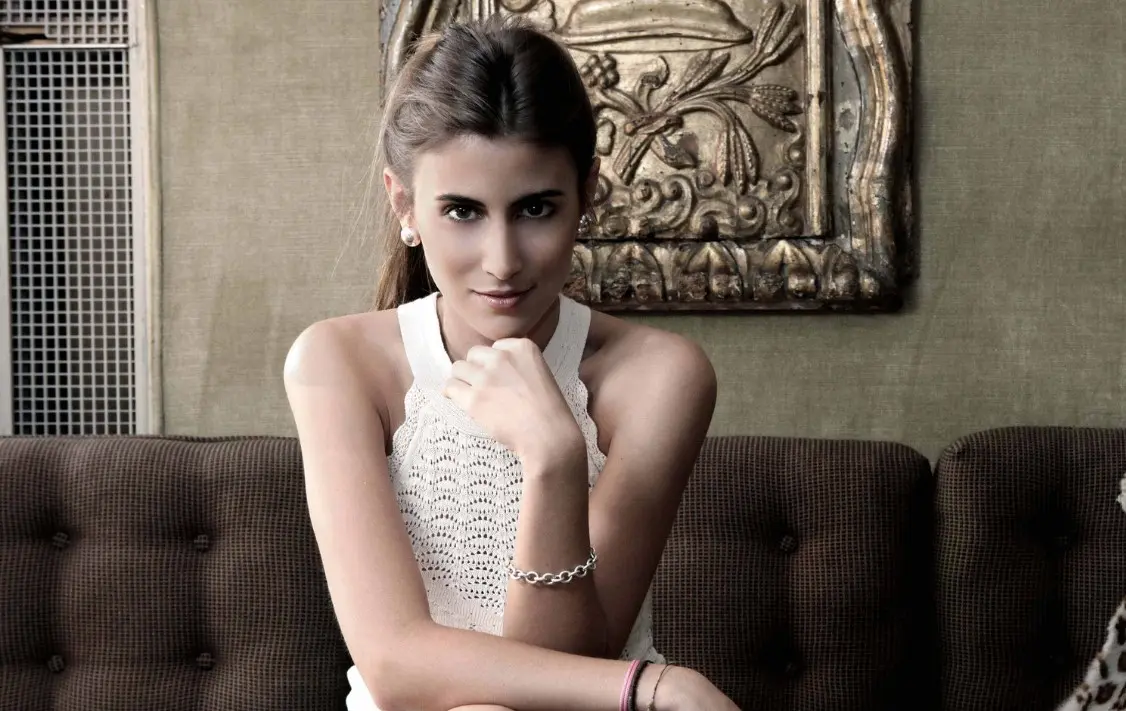 Su gran oportunidad llegó en 2014, cuando ganó el reality "Chica E" de Entertainment Television, programa en el que su actual esposo, Eduardo Videgaray, era conductor.