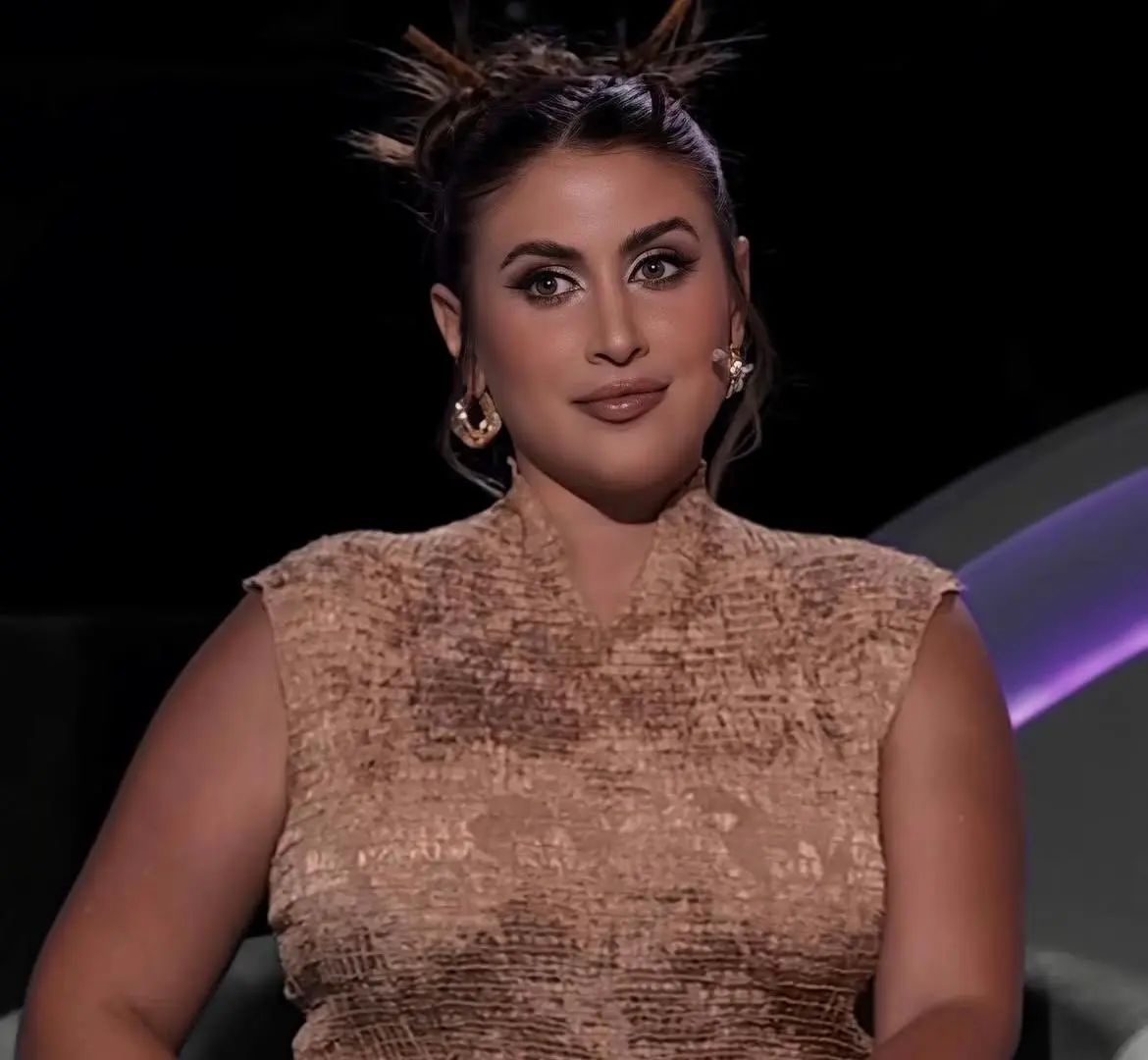 En los últimos meses ha incursionado en los reality shows como panelista de "La casa de los famosos" y participante de "Las estrellas bailan en Hoy".