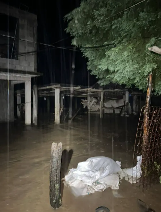 Las autoridades confirmaron que el terreno quedó totalmente arrasado y que cualquier intento de reconstrucción sería peligroso. Facebook.