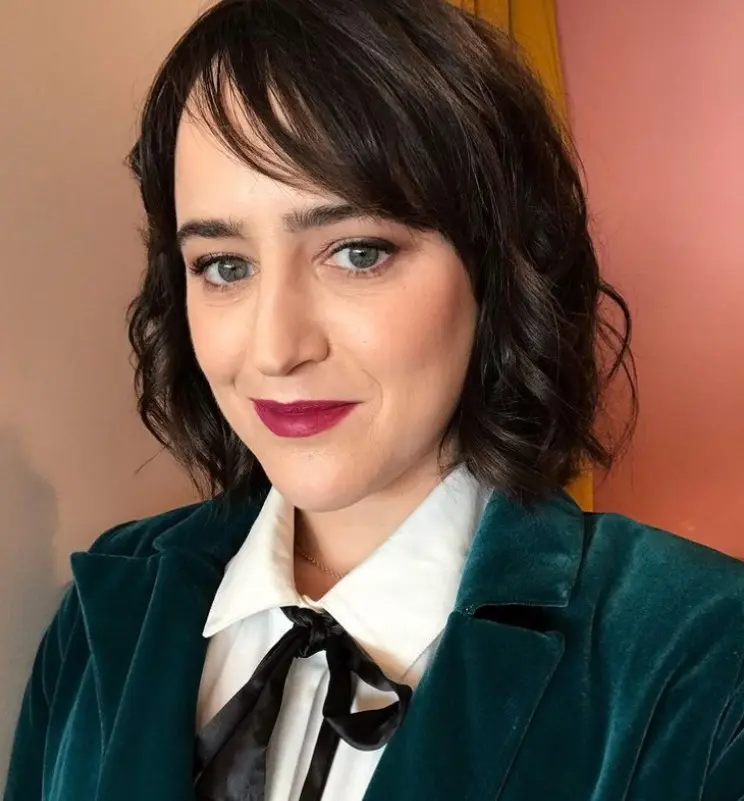 Además, se ha desempeñado como narradora de exitosos audiolibros.