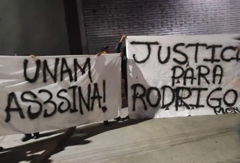 Amigo de Rodrigo Mondragón habla sobre la golpiza en la UNAM Amigo de Rodrigo Mondragón habla sobre la golpiza en la UNAM